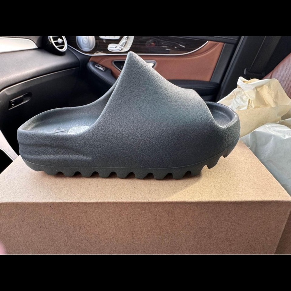 Yeezy Kids Shoes in Dark Gray